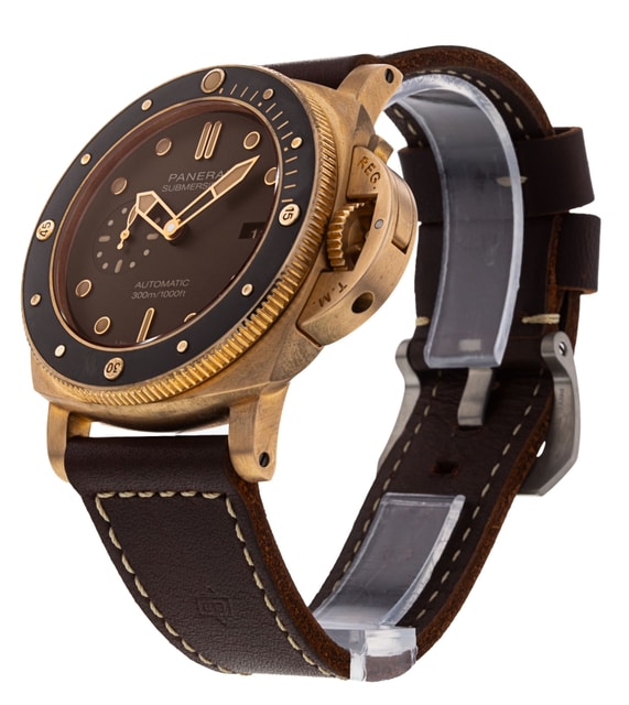 Panerai Submersible PAM00968 Image 2
